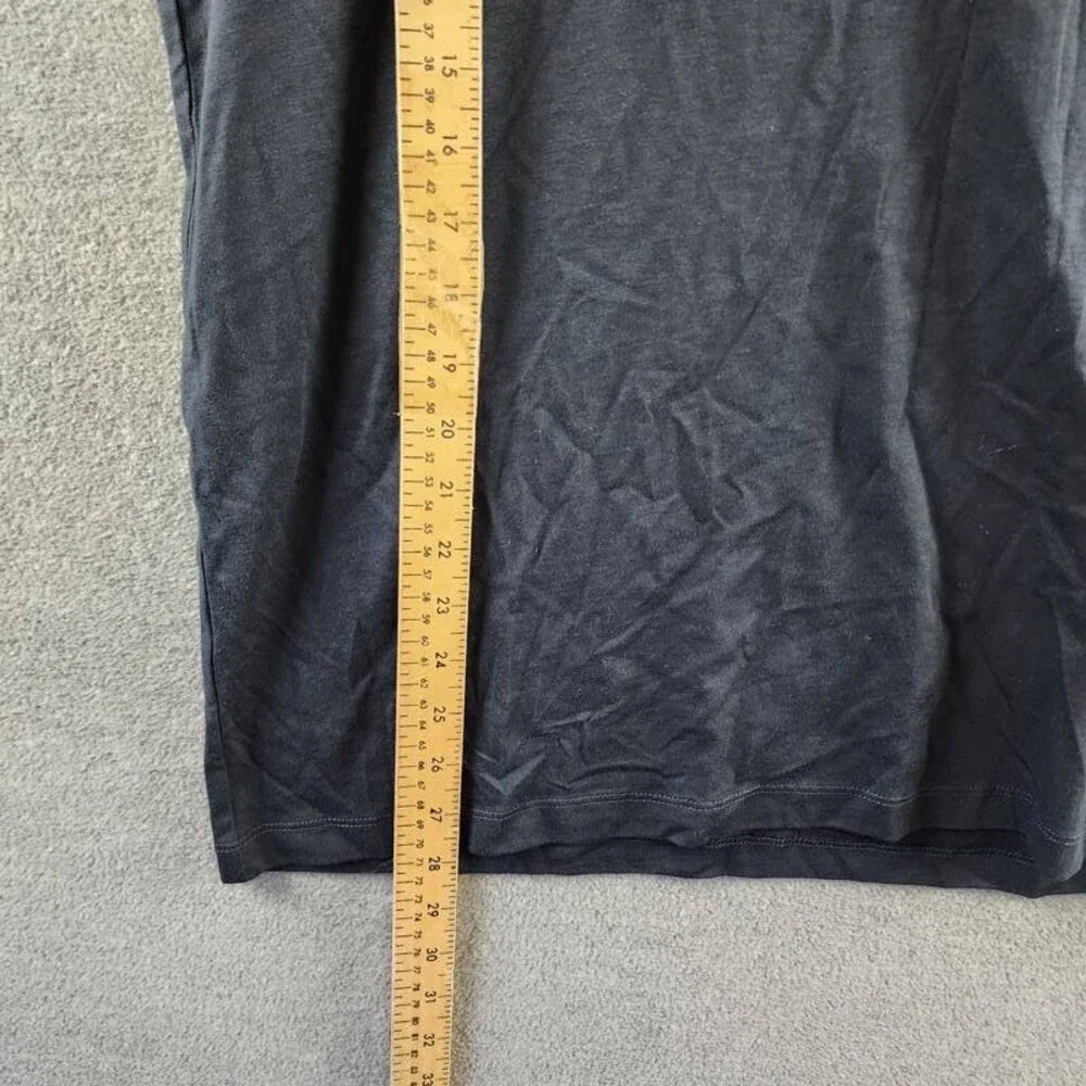 The Men's Store at Bloomingdale's Supima Cotton T-Shirt M True Navy Pullover - Picture 4 of 12